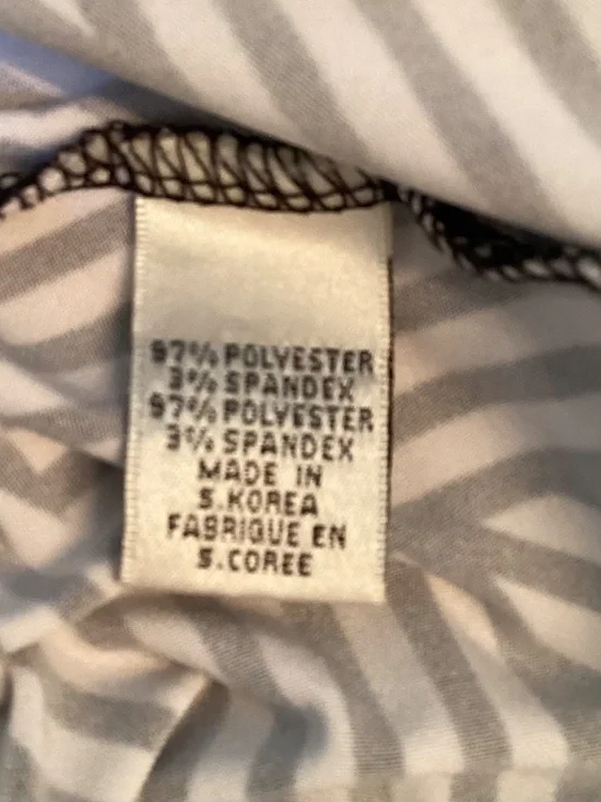 SPORT HALEY… black and white, striped top, geometric pattern, size medium - Picture 6 of 7